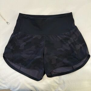 Lululemon speed up HR short size 2